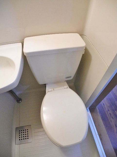 Toilet. Until the House network if the "Kyoto of the rent." ☆