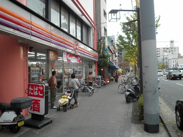 Convenience store. Circle K Kawaramachi Marutamachi store up (convenience store) 286m