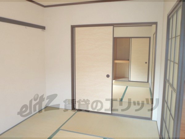 Living and room. The ・ Japanese-style room