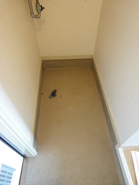 Entrance. Laundry Area is located in the place where entered the front door.