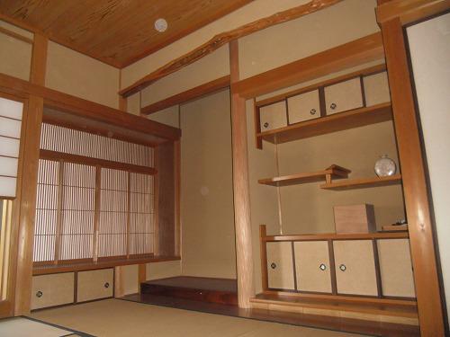 Other introspection. Yukimi shoji ・ Authentic Japanese-style room with a transom