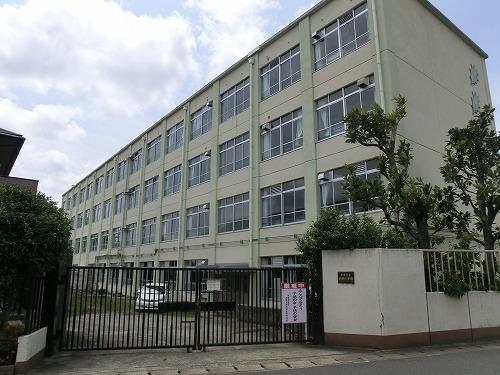 Primary school. 1356m to Kyoto Municipal Kukino Elementary School