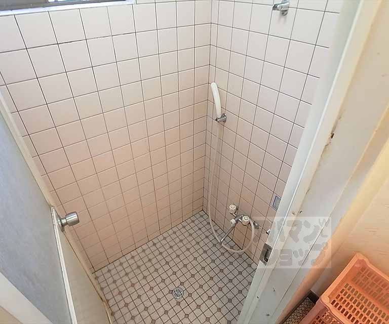 Bath. A shared shower room.