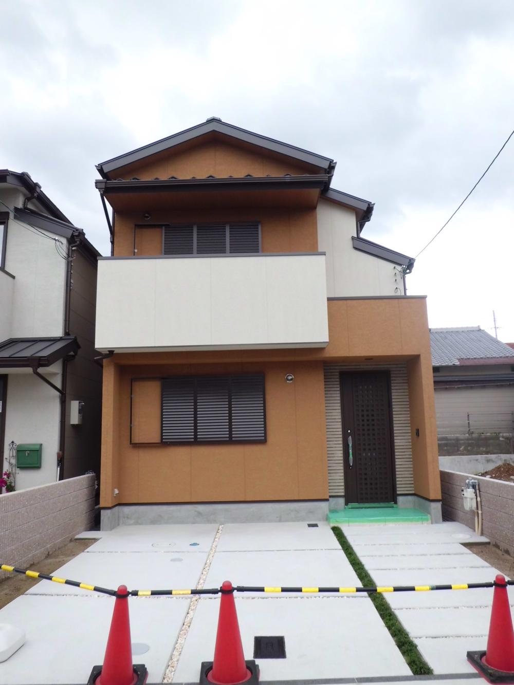 Local appearance photo. Local (10 May 2013) Shooting