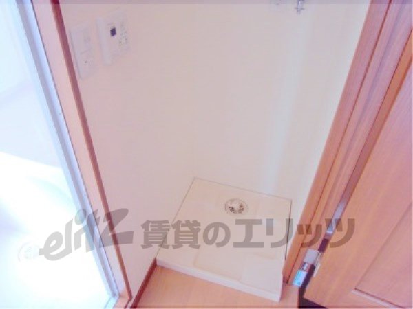 Other Equipment. Washing machine can be installed in a room.