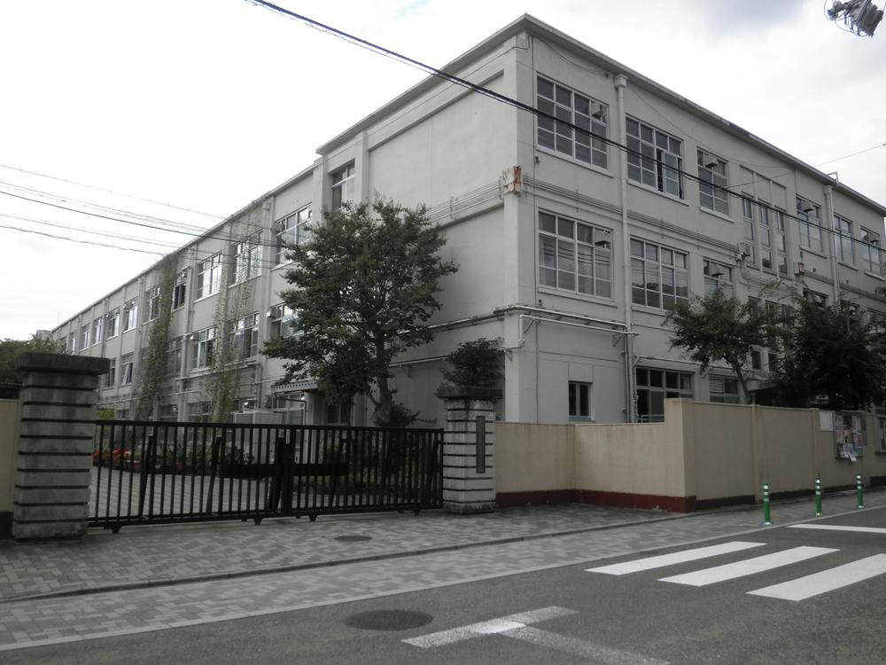 Primary school. 902m to Kyoto Municipal Shimei Elementary School
