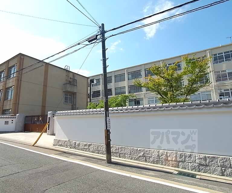 Primary school. Takamine 150m up to elementary school (elementary school)
