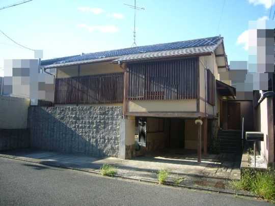 Local land photo. Appearance (shooting from the southeast side)