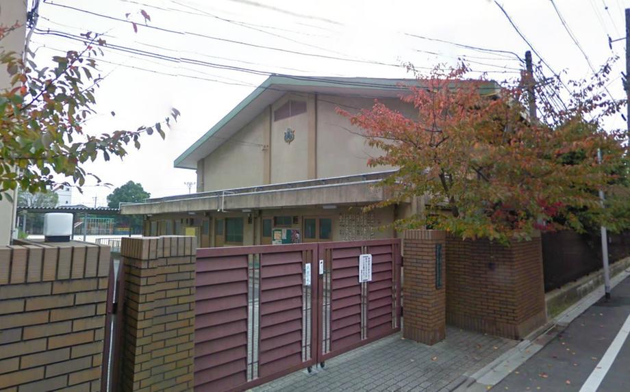 Primary school. Murasakino until elementary school 811m