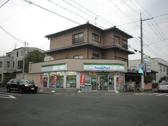 Convenience store. 510m to FamilyMart lords shop Kyoto Kitayama shop