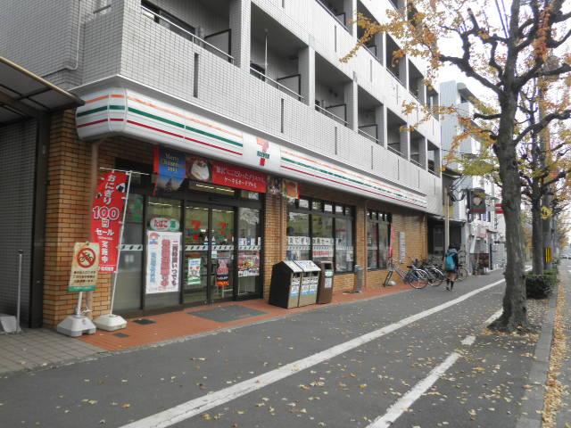 Convenience store. 262m to Seven-Eleven Kyoto Hiranomiyamoto the town shop