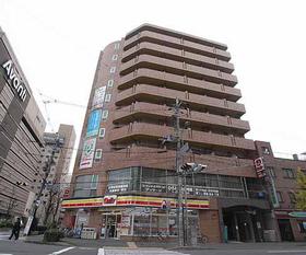 Convenience store. 70m to the Daily Yamazaki Karasuma Hachijo mouth store (convenience store)