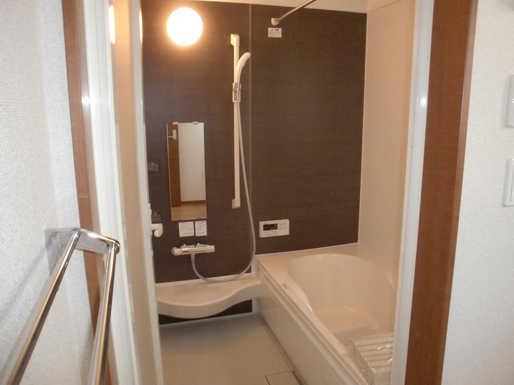 Bathroom. Same specifications photo (bathroom)