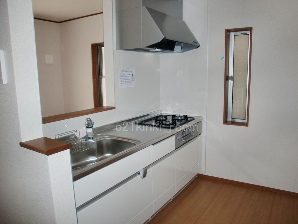 Same specifications photo (kitchen). Same specifications photo (kitchen) With built-in water purifier faucet! 
