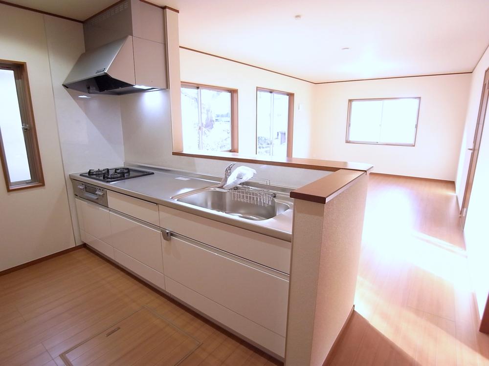 Same specifications photo (kitchen). Kitchen same specifications