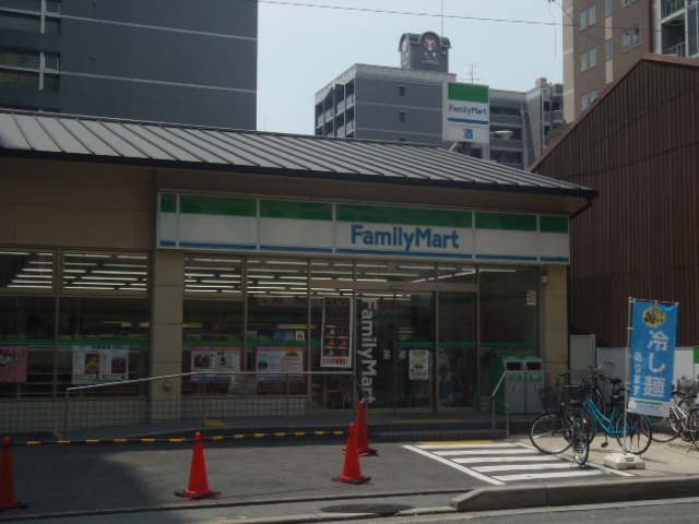 Convenience store. FamilyMart Shijo Nishinotoin store up (convenience store) 330m