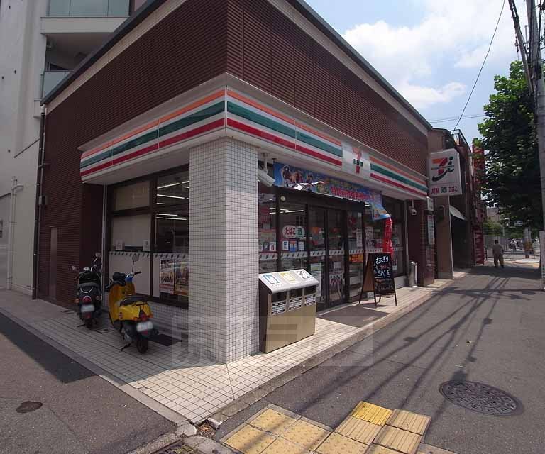 Convenience store. Seven-Eleven Article 4 in the new road shop until the (convenience store) 143m