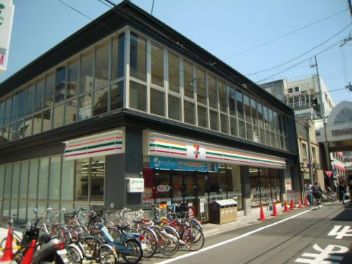 Convenience store. Seven-Eleven Miyuki-cho, hexagonal store up (convenience store) 123m