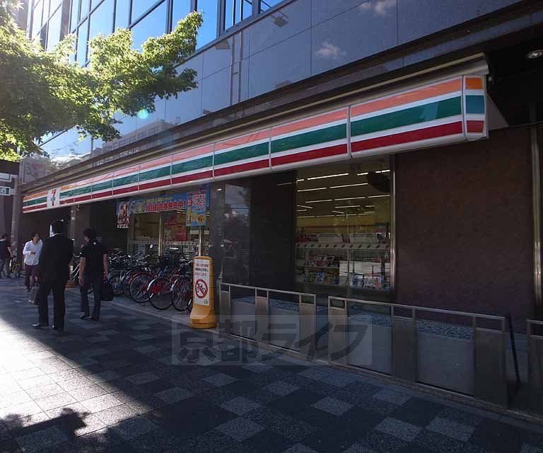 Convenience store. Seven-Eleven Kyoto Aino-cho Oike store up (convenience store) 109m