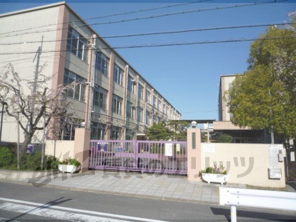 Primary school. Suzaku eighth 450m up to elementary school (elementary school)