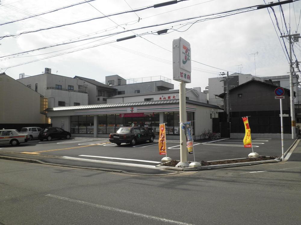 Convenience store. 294m to Seven-Eleven Kyoto JR Enmachi Ekimae