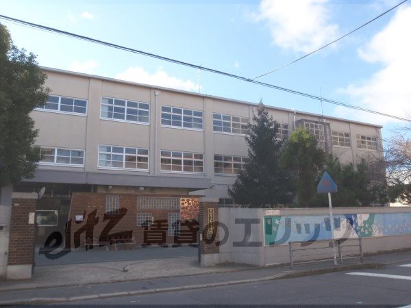 Junior high school. Matsubara 380m until junior high school (junior high school)