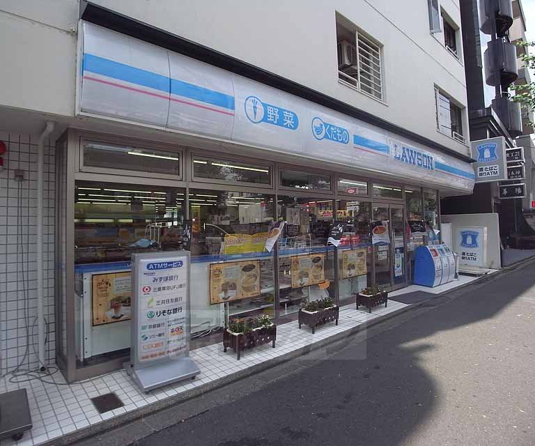 Convenience store. 167m until Lawson good judge of horseflesh town store (convenience store)