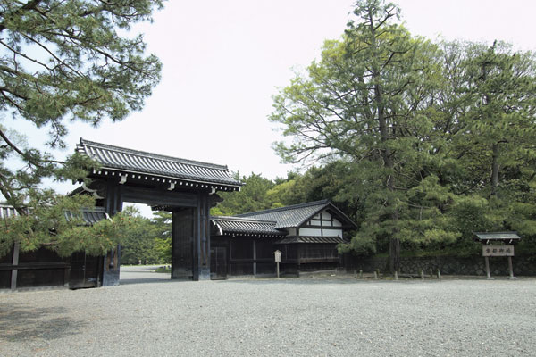Surrounding environment. Kyoto Gyoen Garden (a 15-minute walk ・ About 1150m)