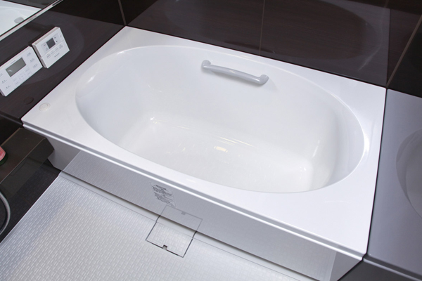 Bathing-wash room.  [Oval bathtub] It stretches freely To the hands and feet in a round shape with excellent fit to wrap gently systemic (same specifications)