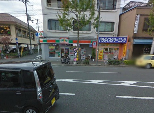Convenience store. thanks 160m to Karasuma Oike store (convenience store)