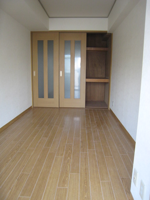 Other room space