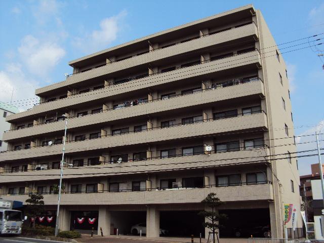 Local appearance photo. It is a photograph from the Route 9. You can also enter and exit from the back of the road.