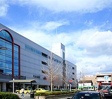 Shopping centre. Μ Hankyu until Katsura 1984m