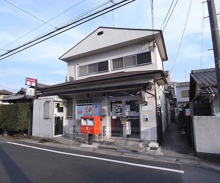 Convenience store. 340m until Thanksgiving Kamikatsuramisho Machiten (convenience store)
