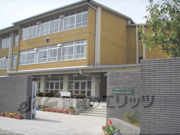 Primary school. KatsuraIsao up to elementary school (elementary school) 680m