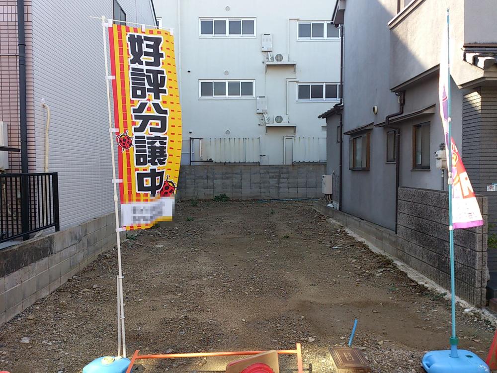 Local land photo. Surrounding, It is a quiet residential area.