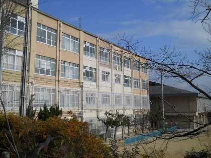 Primary school. 590m up to Kyoto Yo Tatematsu Elementary School