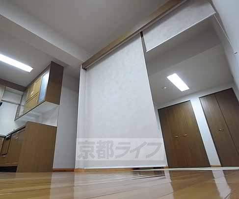 Other Equipment. The rooms and living Masu partition