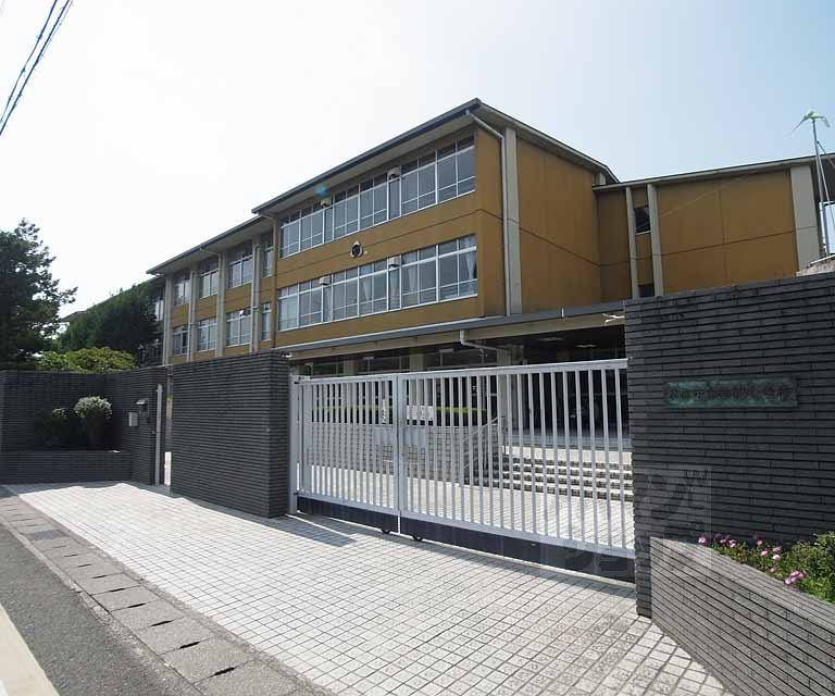 Primary school. KatsuraIsao up to elementary school (elementary school) 650m