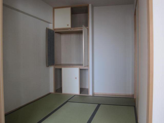 Other room space. Japanese style room