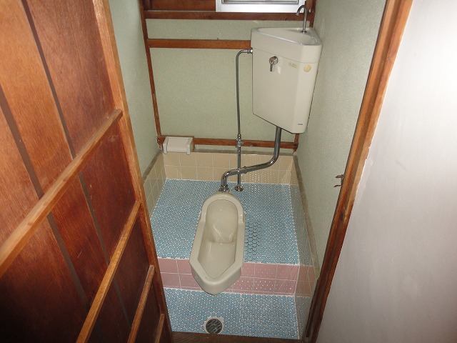 Toilet