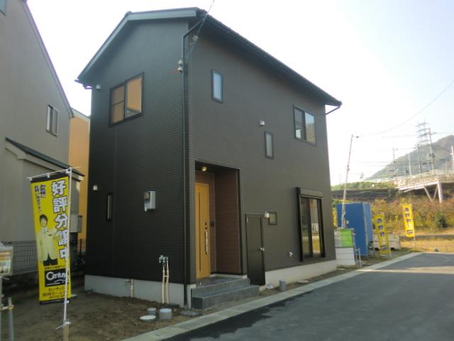 Local appearance photo. No. 3 place Since it has been completed, A possible end of the year tenants, Consumption tax is also 5% ☆ 