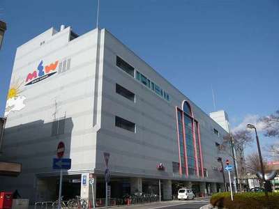 Shopping centre. 20m to Miu Katsura Hankyu (shopping center)