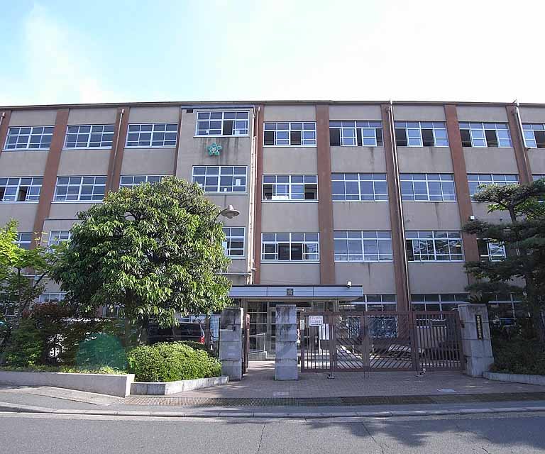 Primary school. Katagihara up to elementary school (elementary school) 320m