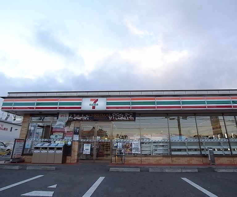 Other. Seven-Eleven Kyoto UeKei Yamada Kuchiten (other) up to 170m