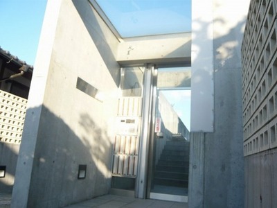 Building appearance. appearance, entrance