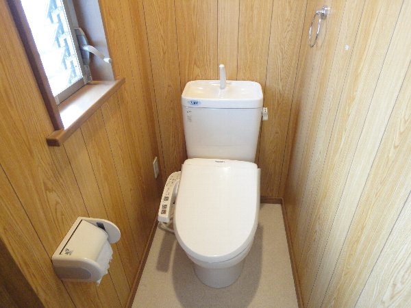 Toilet