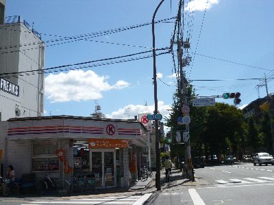 Convenience store. Circle K Shirakawa Betto Machiten (convenience store) to 329m