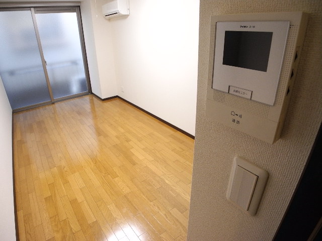 Security. Looking for room to house network Sakyo shop!