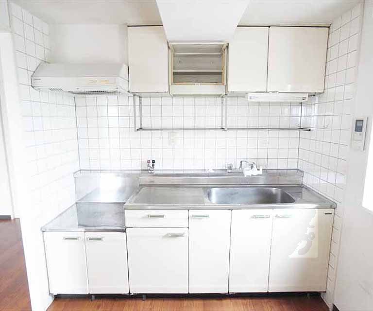 Kitchen. It is a two-necked stove can be installed kitchen of white keynote